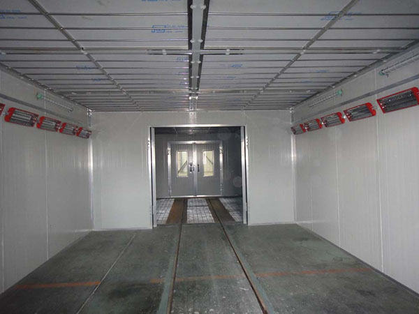 專(zhuān)業(yè)噴漆房