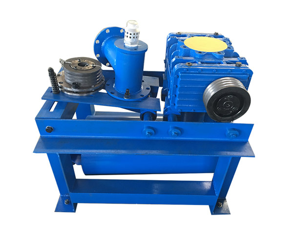 三葉羅茨風(fēng)機(jī) 三葉羅茨風(fēng)機(jī)